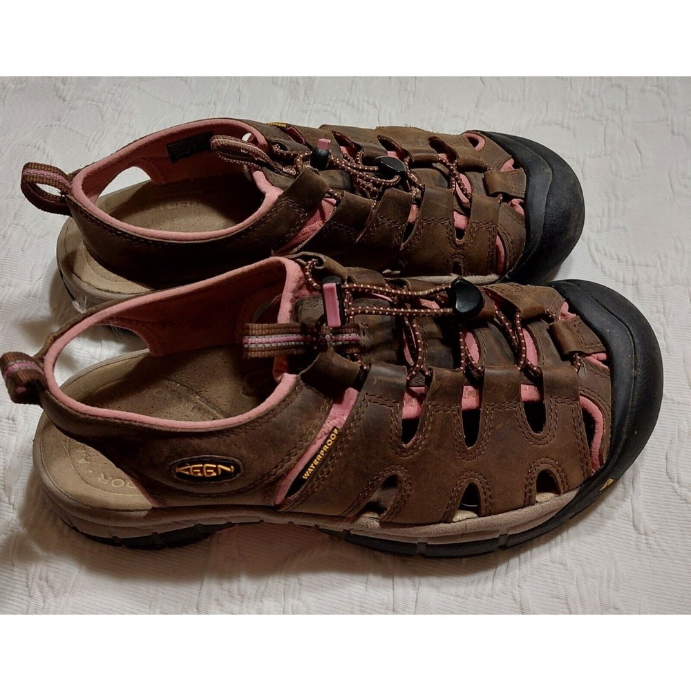 KEEN Sandals Women's 8.5 W ,washable, Waterproof, Leather Comfort. - Picture 6 of 8